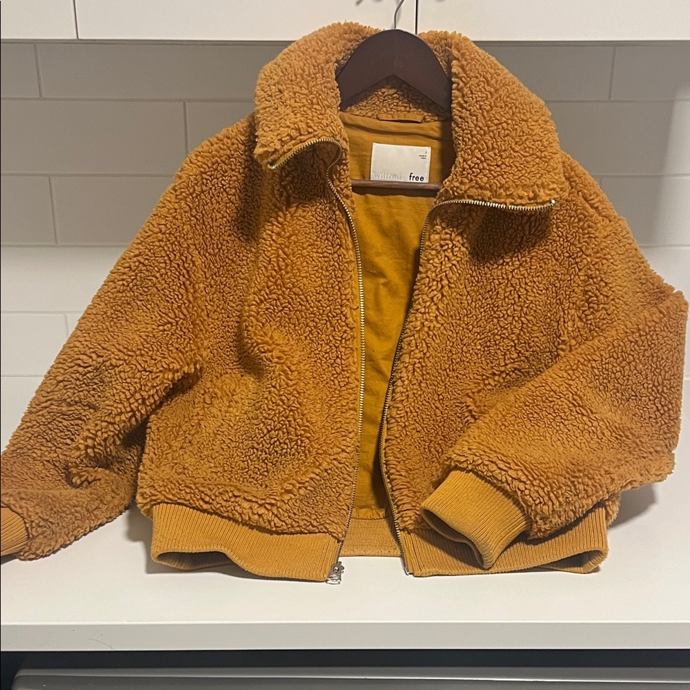 Teddy Sherpa cropped bomber